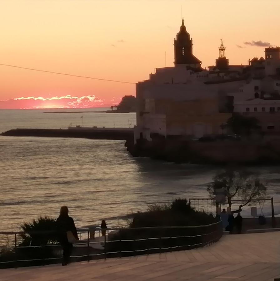 锡切斯Atico Con Fantasticas Vistas Al Mar Y La Iglesia公寓 外观 照片