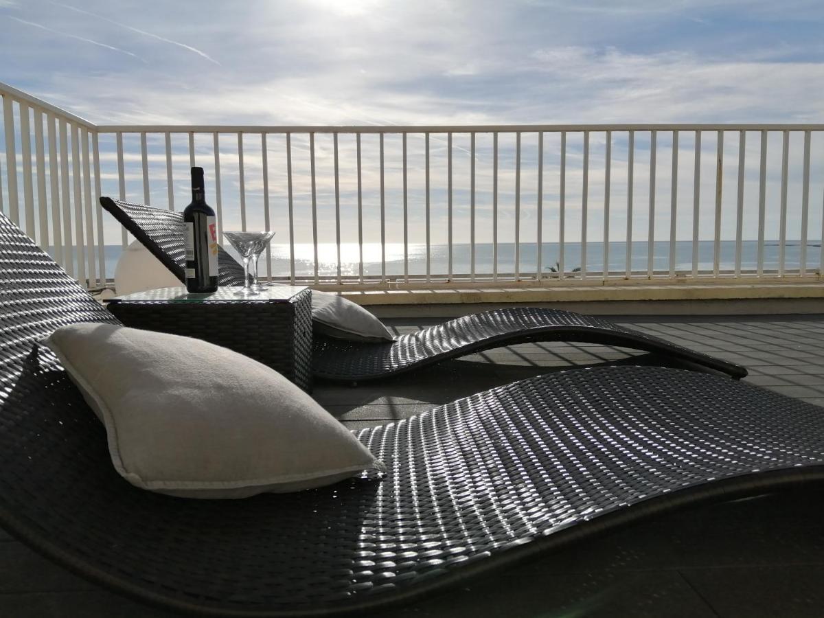 锡切斯Atico Con Fantasticas Vistas Al Mar Y La Iglesia公寓 外观 照片
